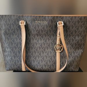Michael Kors Tote